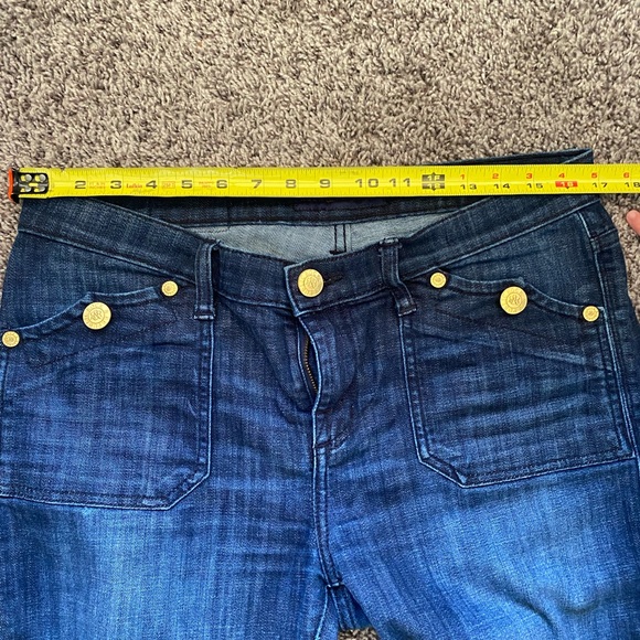 Women’s Rock and Republic boot cut jeans - Picture 5 of 7